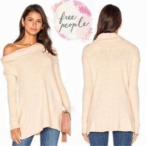 Free people cream‎ strawberry Fields sweater